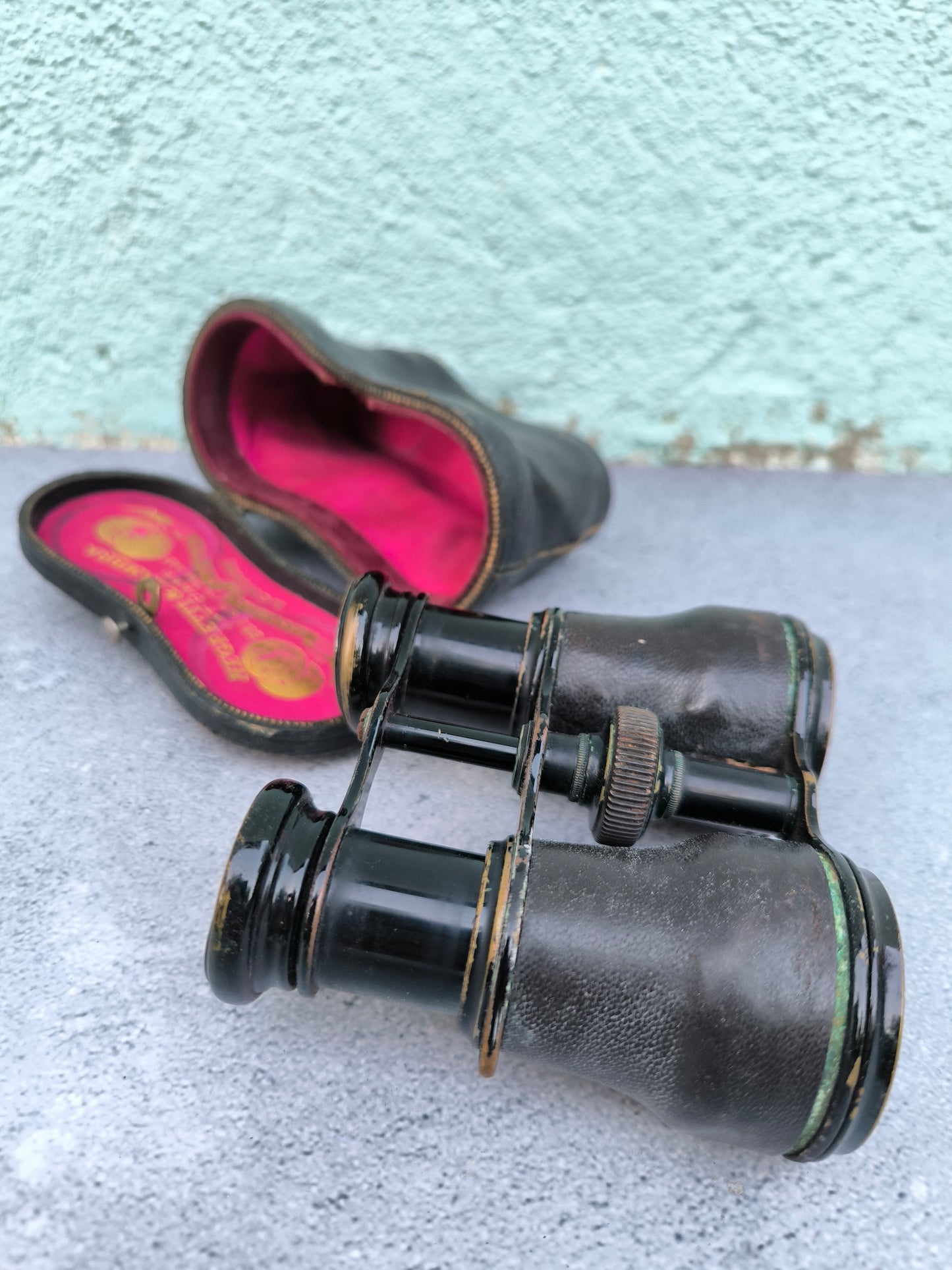 Antique Negretti & Zambra Opera Glasses with Original Case – London, Late 19th Century