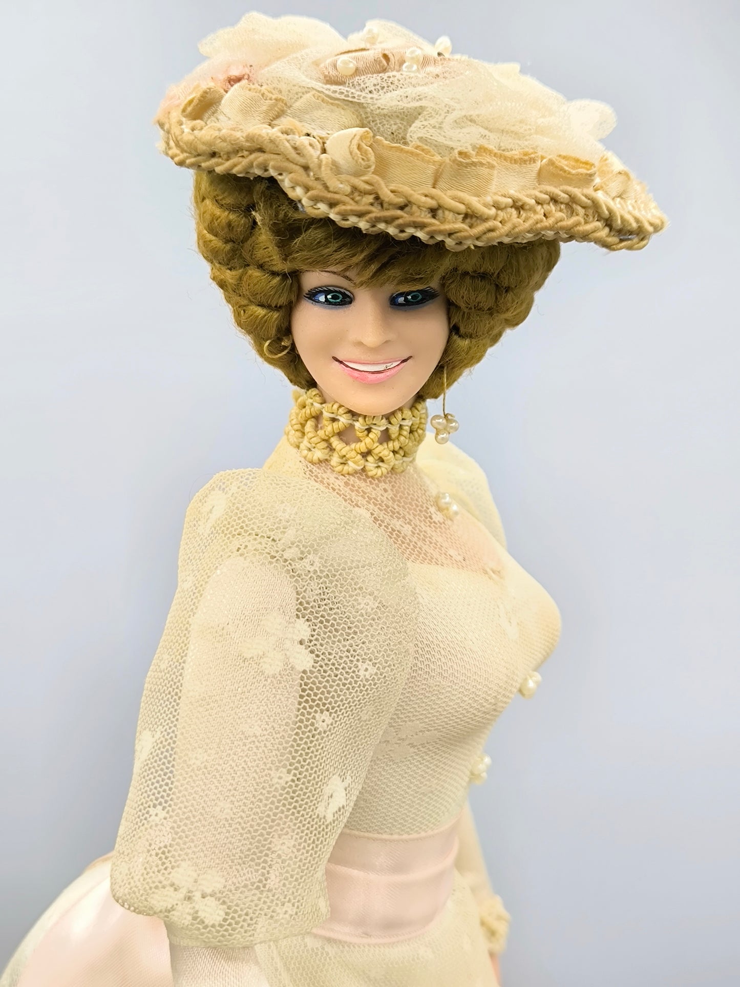 Marin Chiclana Vanessa – Siglo XX Limited Edition Doll, Historical Spanish Doll, Flamenco Collectible Figure