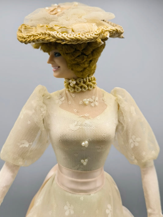 Marin Chiclana Vanessa – Siglo XX Limited Edition Doll, Historical Spanish Doll, Flamenco Collectible Figure