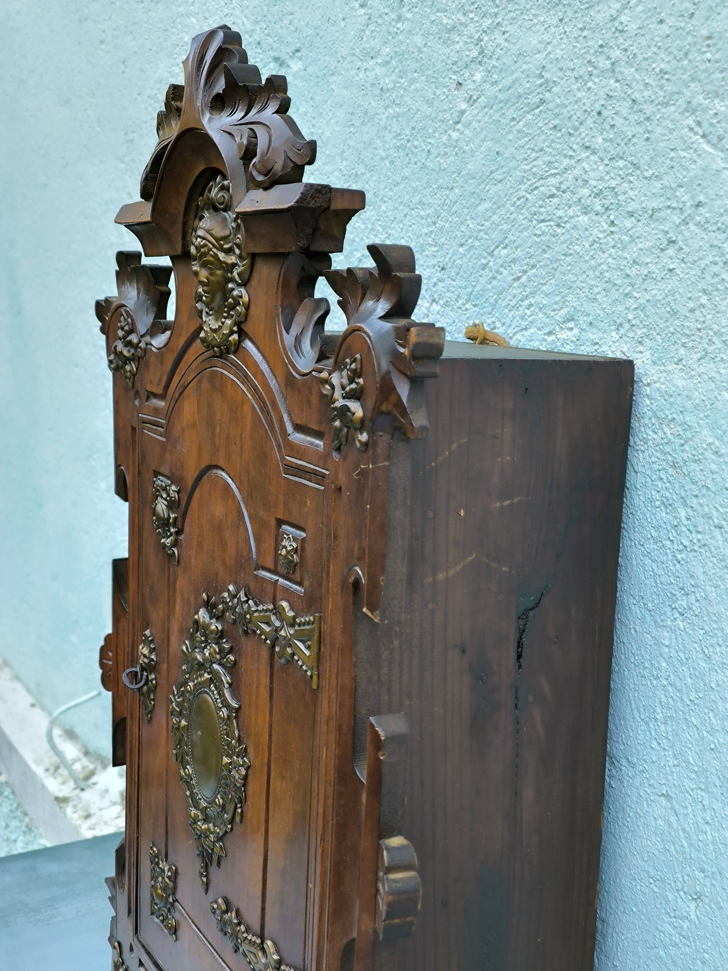 Antiker Napoleon III Wandschrank, aufwendig verziertes Deko-Objekt, spätes 19. Jahrhundert