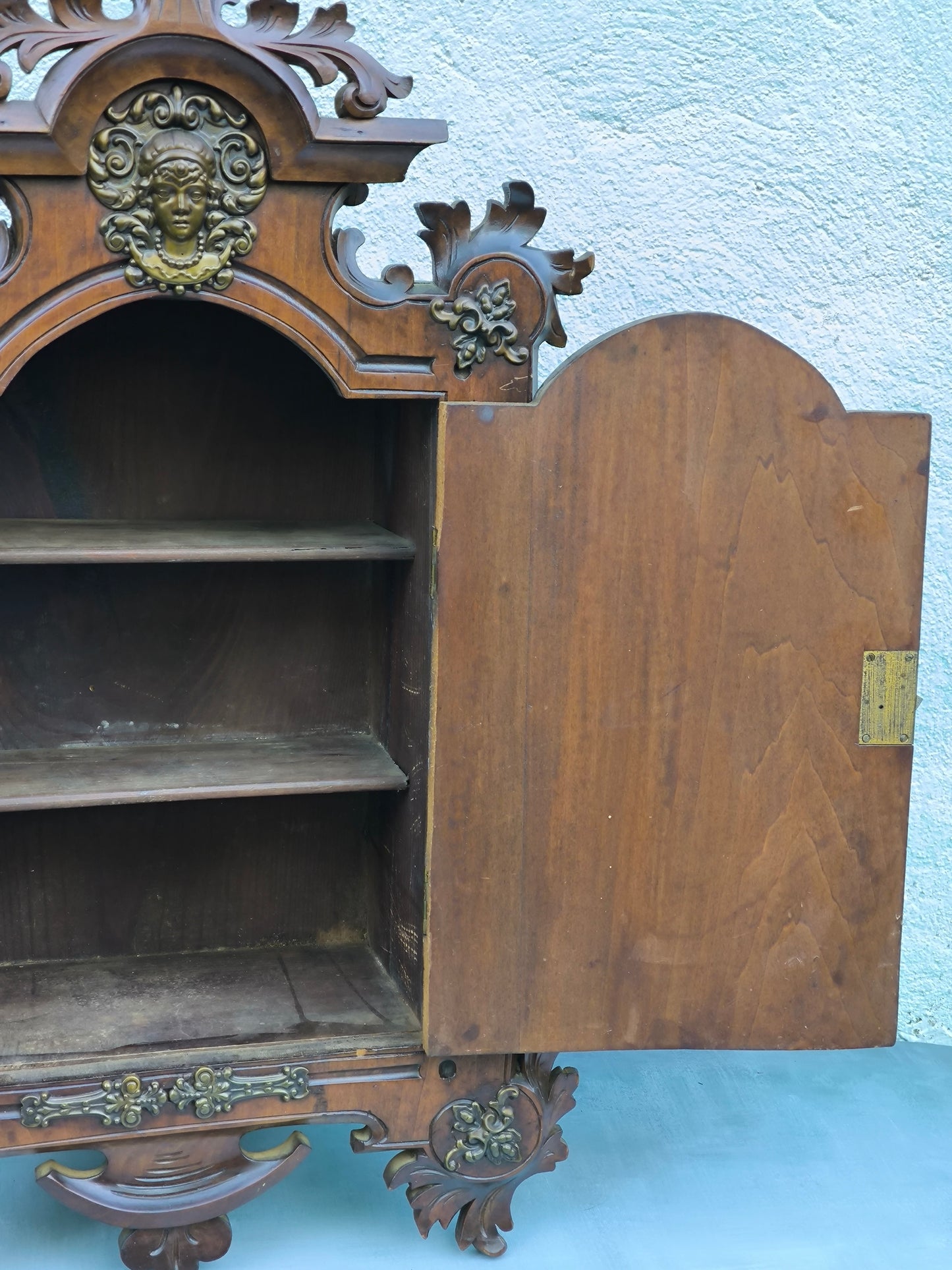 Antiker Napoleon III Wandschrank, aufwendig verziertes Deko-Objekt, spätes 19. Jahrhundert