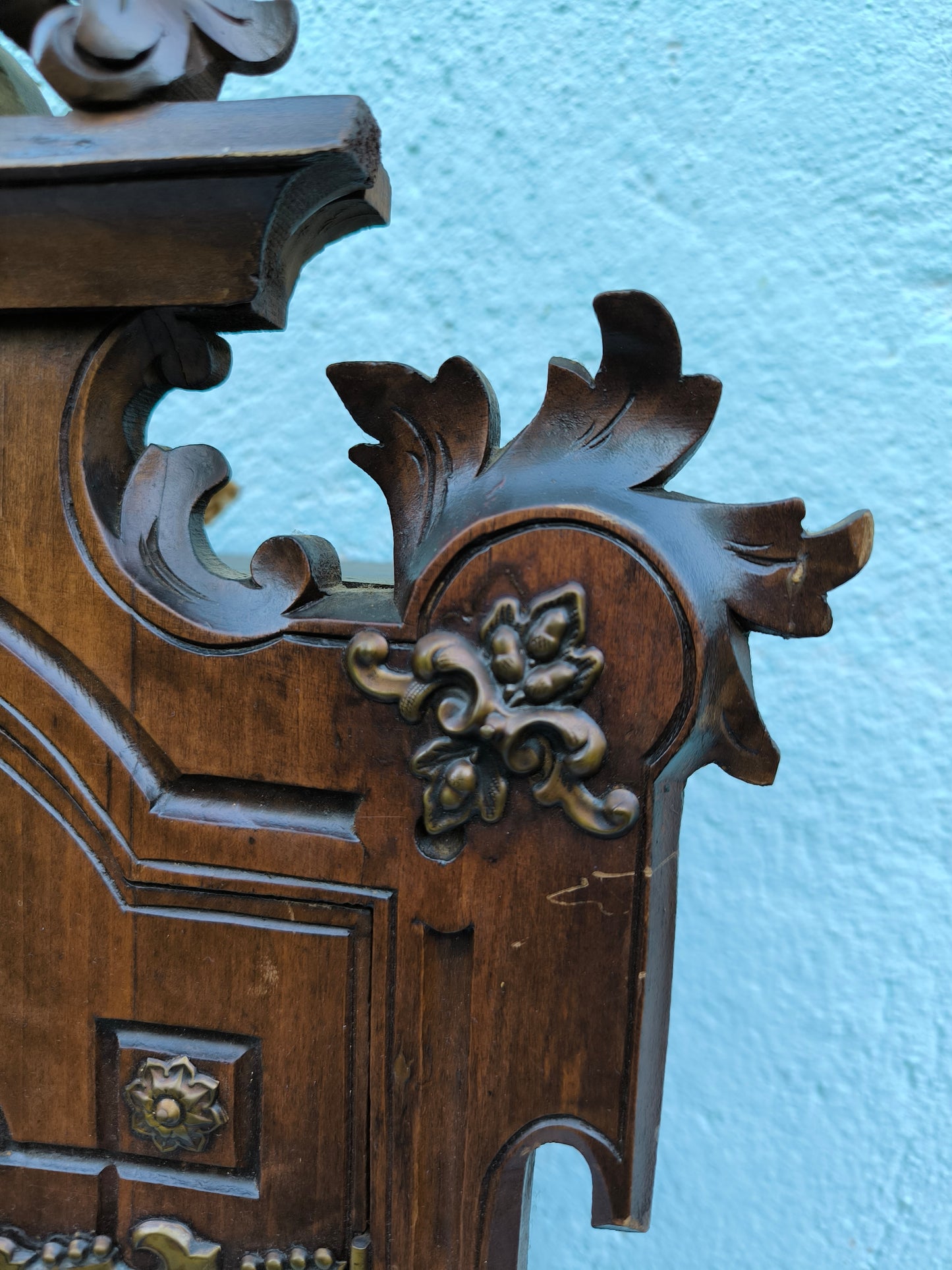 Antiker Napoleon III Wandschrank, aufwendig verziertes Deko-Objekt, spätes 19. Jahrhundert