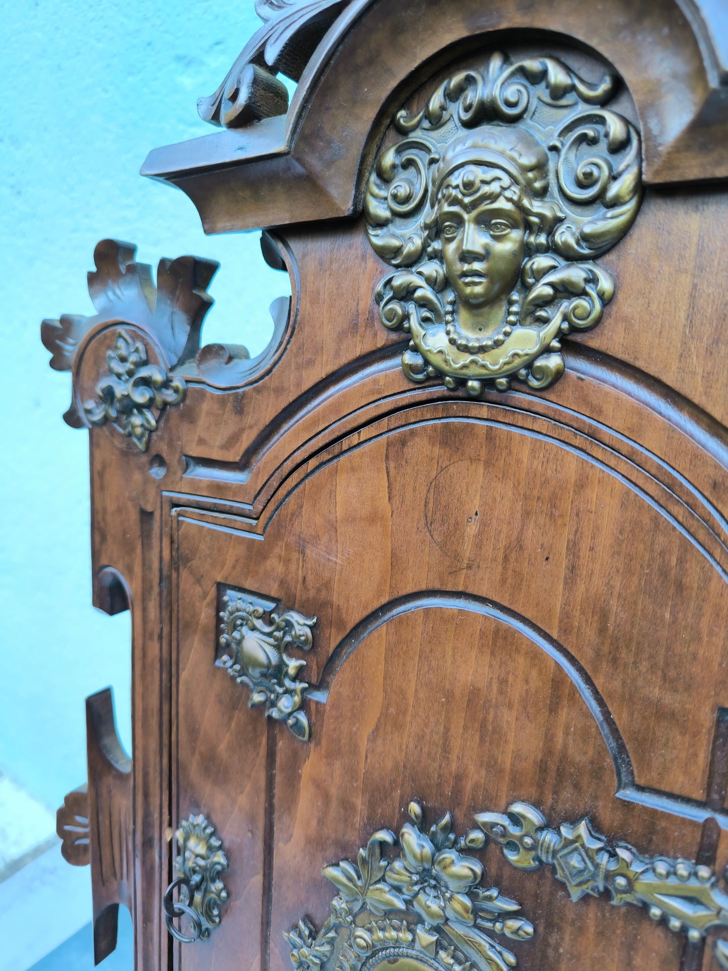 Antiker Napoleon III Wandschrank, aufwendig verziertes Deko-Objekt, spätes 19. Jahrhundert