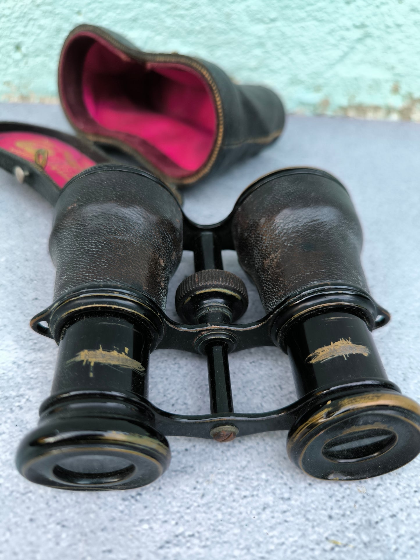 Antique Negretti & Zambra Opera Glasses with Original Case – London, Late 19th Century