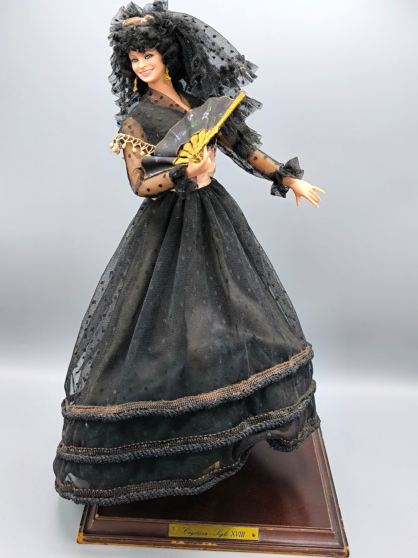 Vintage Marin Chiclana "Cayetana" XVIII Century Historical Series Doll, Limited Edition Spanish Lady