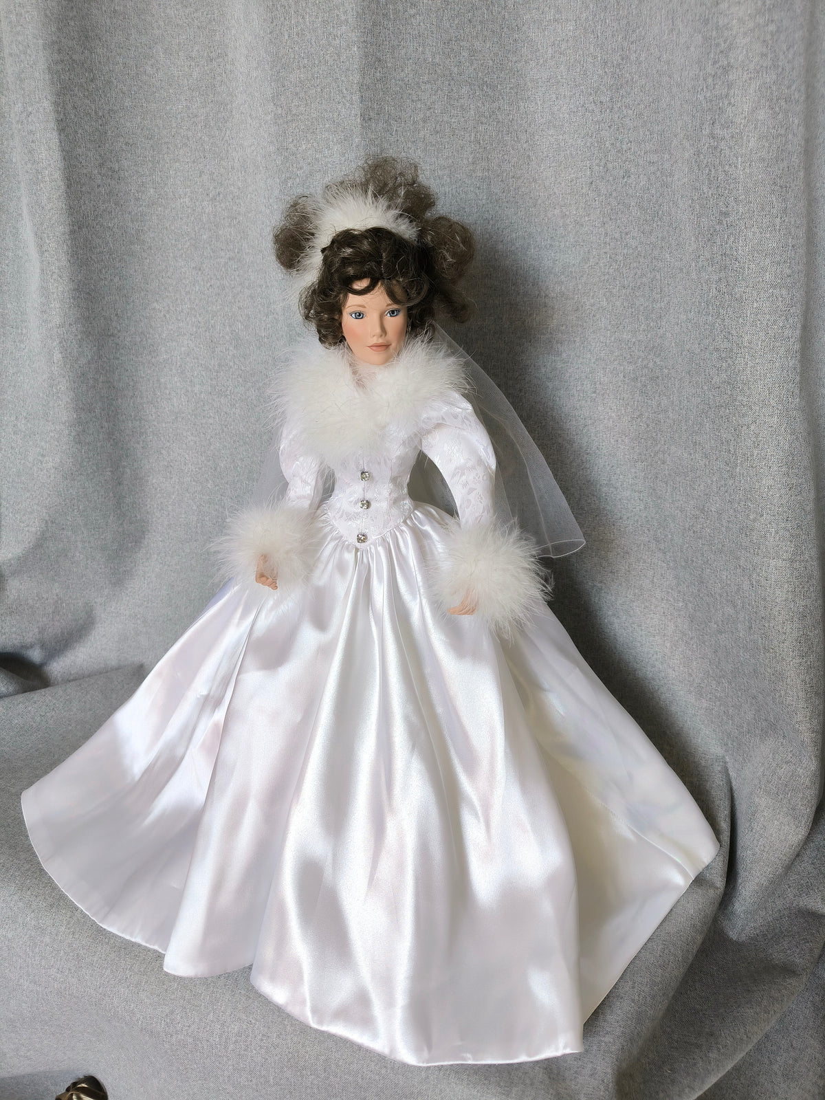 Vintage Porcelain Bride Doll, Ashton-Drake Limited Numbered Edition 1996, in a Victorian Wedding Dress