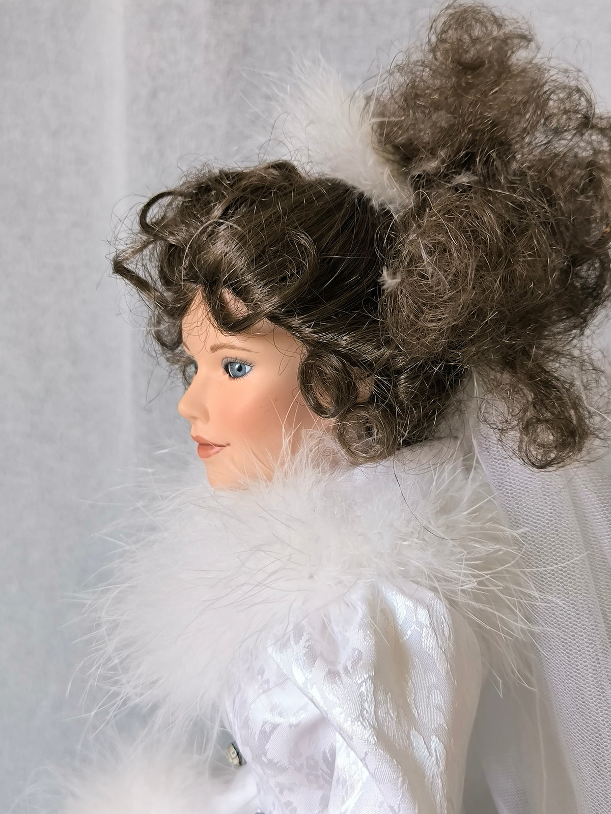 Vintage Porcelain Bride Doll, Ashton-Drake Limited Numbered Edition 1996, in a Victorian Wedding Dress
